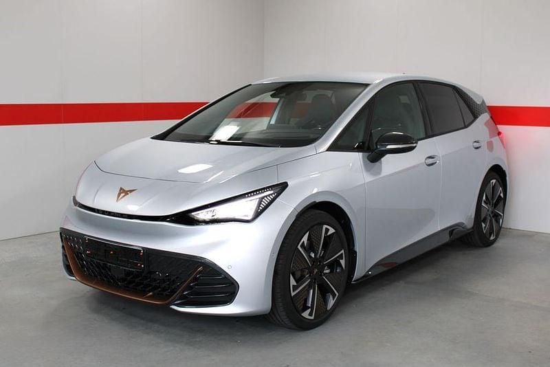 Neu Cupra Born VZ 239 kW (326 PS) 2026 Silber Kleinwagen