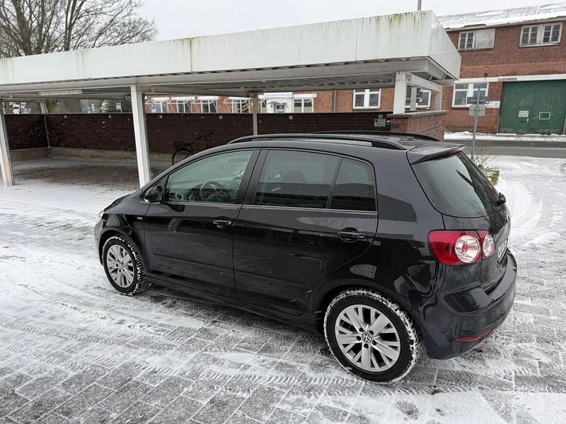 Gebraucht VW Golf Plus Cross Life 105 PS (77 kW) 2013 Schwarz Van / Kleinbus