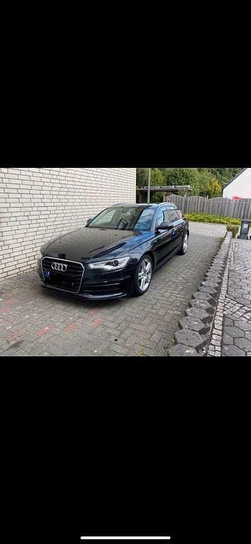 Schwarz Gebraucht 2014 Audi A6 Ambiente Kombi | 10.600 € (Fairer Preis) - Bild 1/4