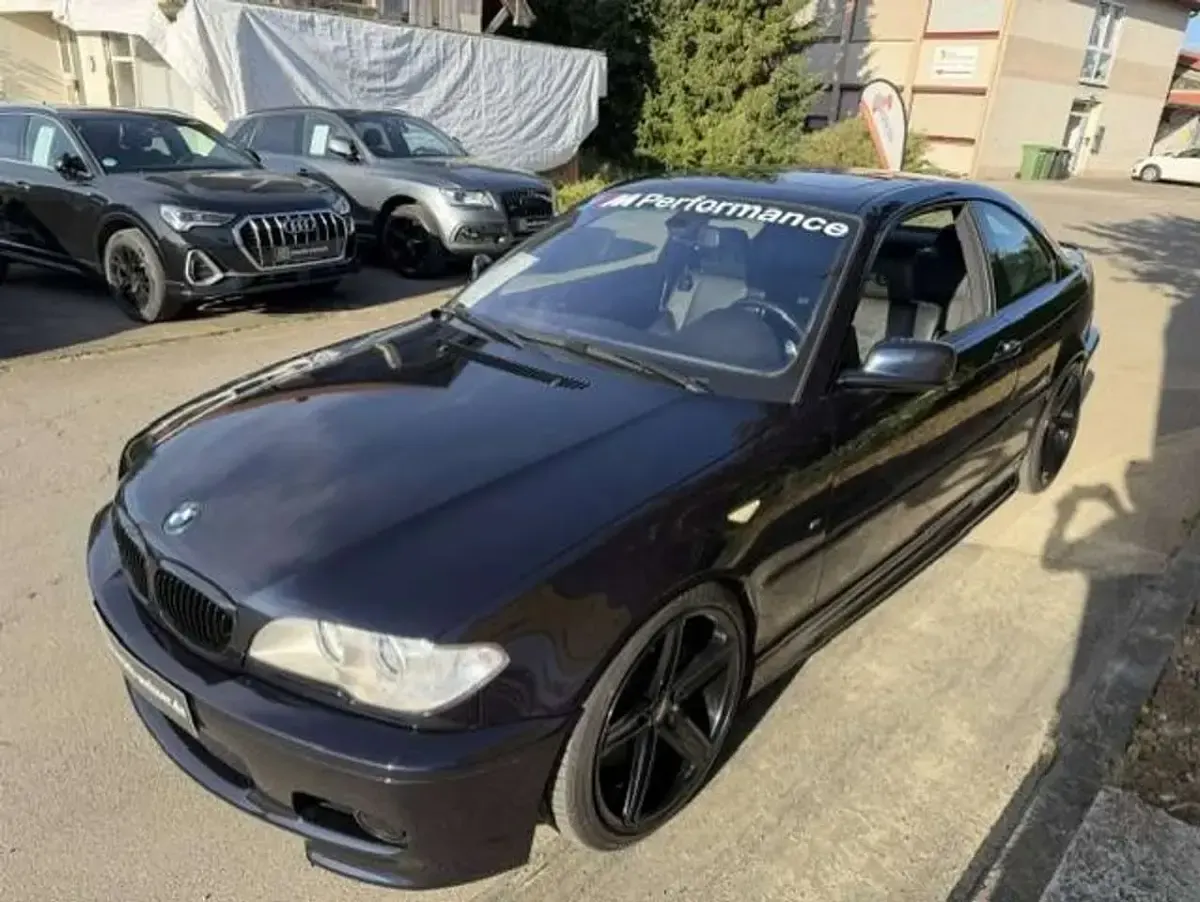 Gebraucht BMW 330 Comfort Edition 231 PS (169 kW) 2005 Carbonschwarz metallic Coupé