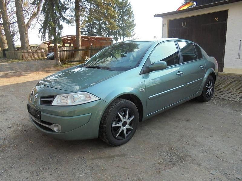Gebraucht Renault Mégane 110 PS (80 kW) 2009 Limousine