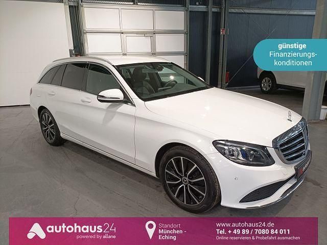 Weiß Gebraucht 2019 Mercedes C200 Exclusive Kombi | 20.220 € (Superpreis) - Bild 1/4