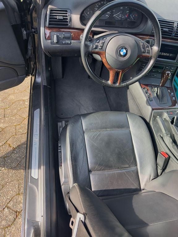 Gebraucht BMW 325 Performance 192 PS (141 kW) 2004 Schwarz Cabrio