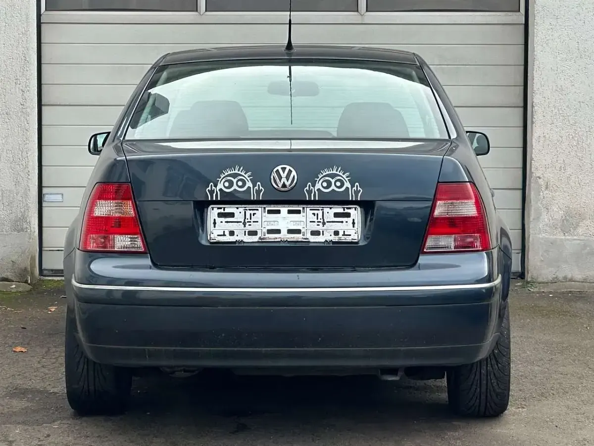 Usata VW Bora 116 CV (85 kW) 2004 Blu Berlina