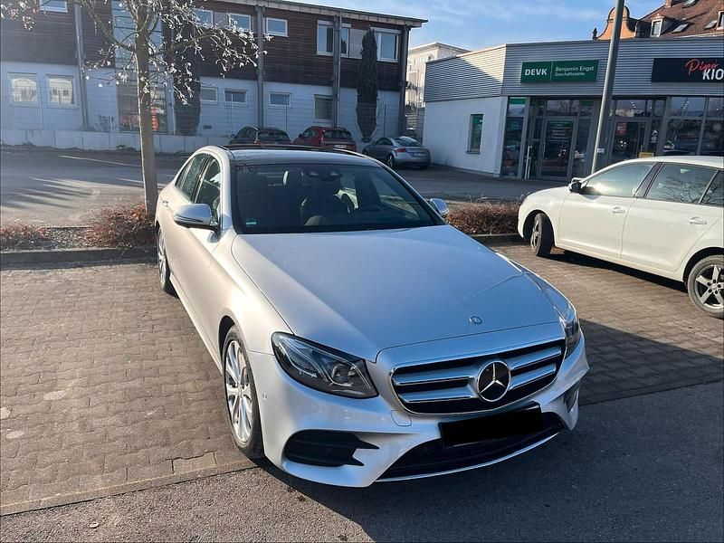 Gebraucht Mercedes E350 AMG line 258 PS (189 kW) 2016 Silber Limousine