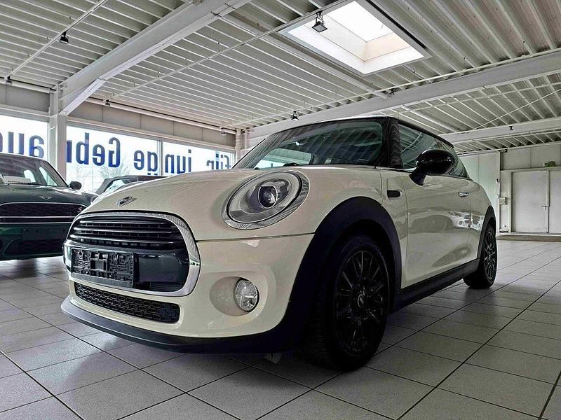 Gebraucht Mini Cooper 136 PS (100 kW) 2016 Pepper white Kleinwagen
