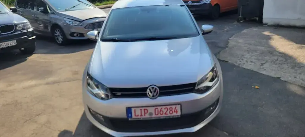 Gebraucht VW Polo Comfortline 90 PS (66 kW) 2014 Silber Limousine