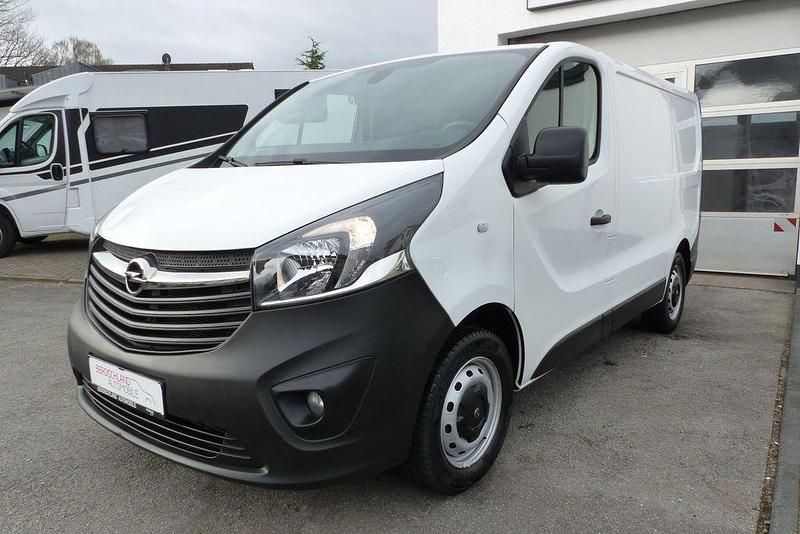 Gebraucht Opel Vivaro 121 PS (88 kW) 2019 Weiß Van / Kleinbus