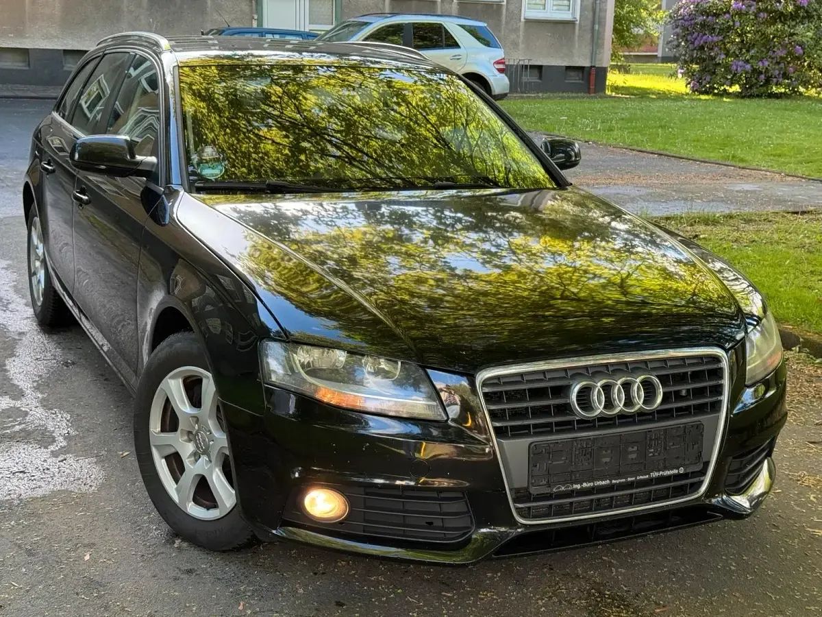 Używany Audi A4 143 KM (105 kW) 2011 Czarny Kombi