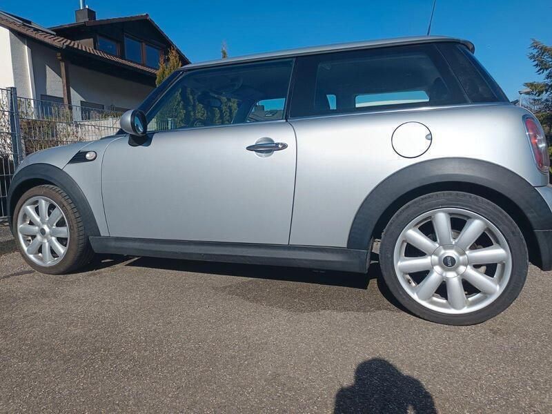 Silber Gebraucht 2008 Mini Cooper Kleinwagen | 4.999 € (Superpreis) - Bild 1/4