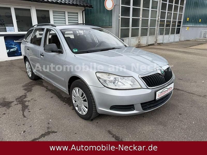 Gebraucht Skoda Octavia Active 105 PS (77 kW) 2012 Silber Kombi