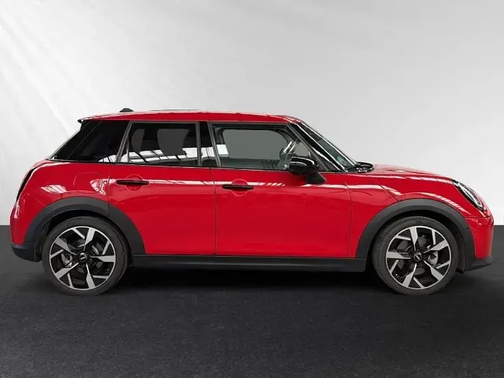 Gebraucht Mini Cooper 114 kW (156 PS) 2025 Chili red ii Kleinwagen