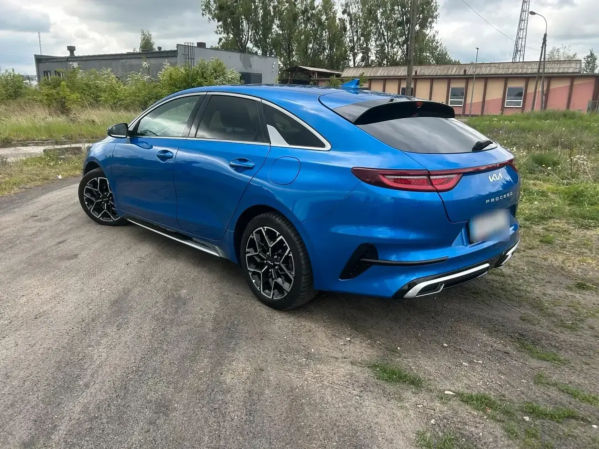 Gebraucht Kia ProCeed 160 PS (117 kW) 2024 Blau Kombi