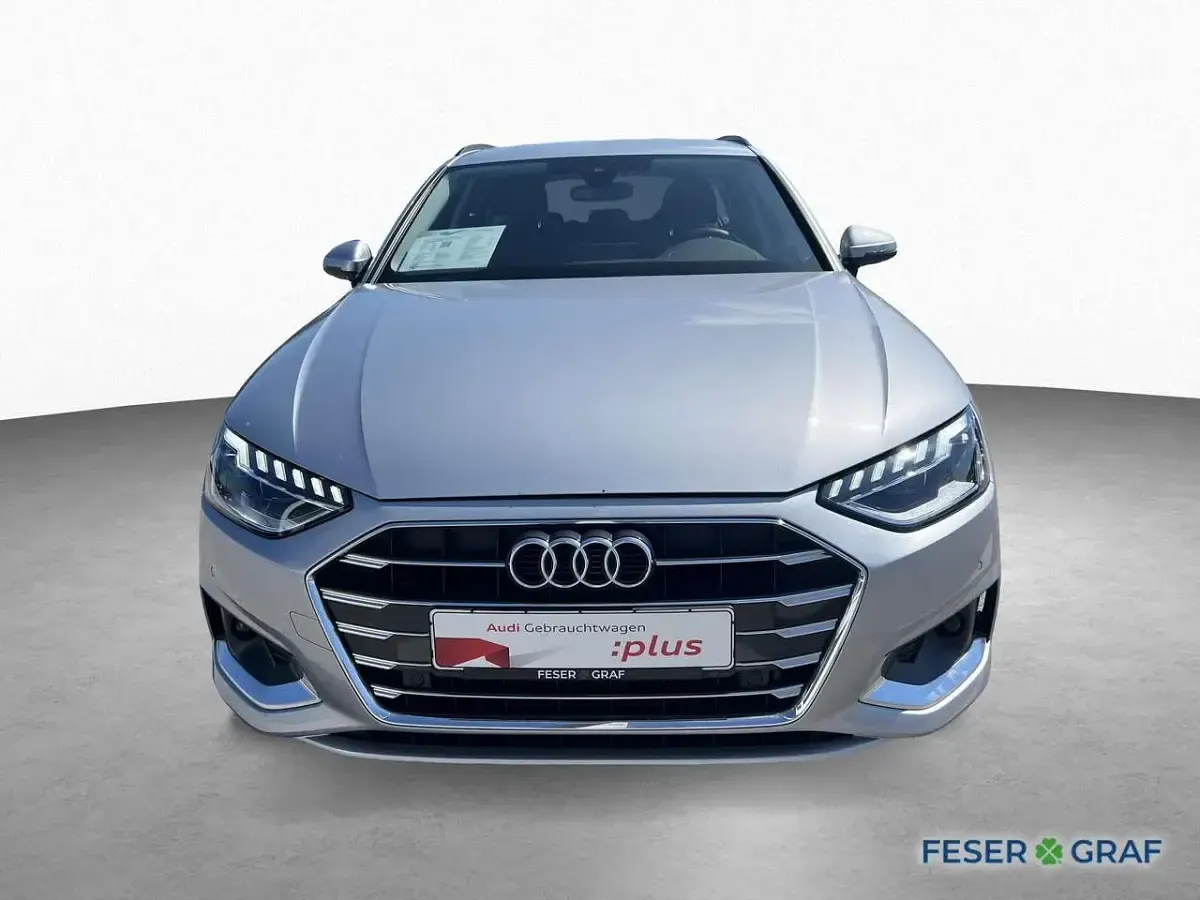Gebraucht Audi A4 Advanced 163 PS (119 kW) 2024 Florettsilber metallic Kombi
