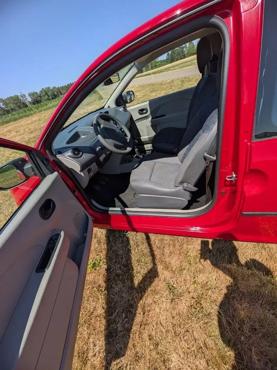 Gebraucht Renault Twingo Authentique 58 PS (42 kW) 2010 Rot Kleinwagen