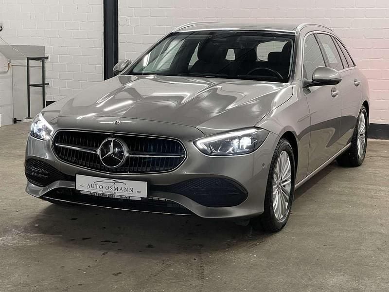 Gebraucht Mercedes C180 Advanced 170 PS (125 kW) 2024 Silber Limousine