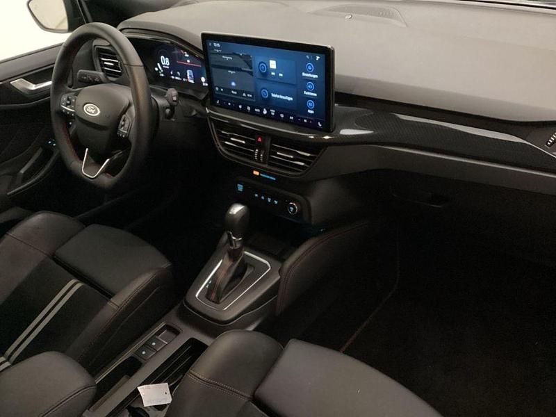 Gebraucht Ford Focus ST-Line X 155 PS (114 kW) 2025 Obsidianschwarz metallic Limousine