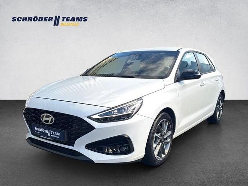 Atlas white Gebraucht 2025 Hyundai i30 Advantage Limousine | 22.390 € (Guter Preis) - Bild 1/4