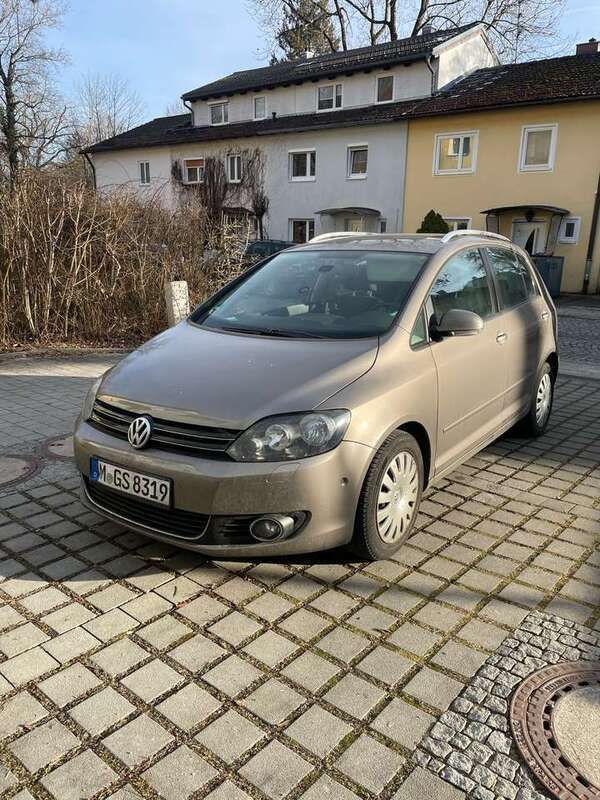 Bronze Gebraucht 2011 VW Sharan Trendline Van / Kleinbus | 6.900 € (Guter Preis) - Bild 1/3