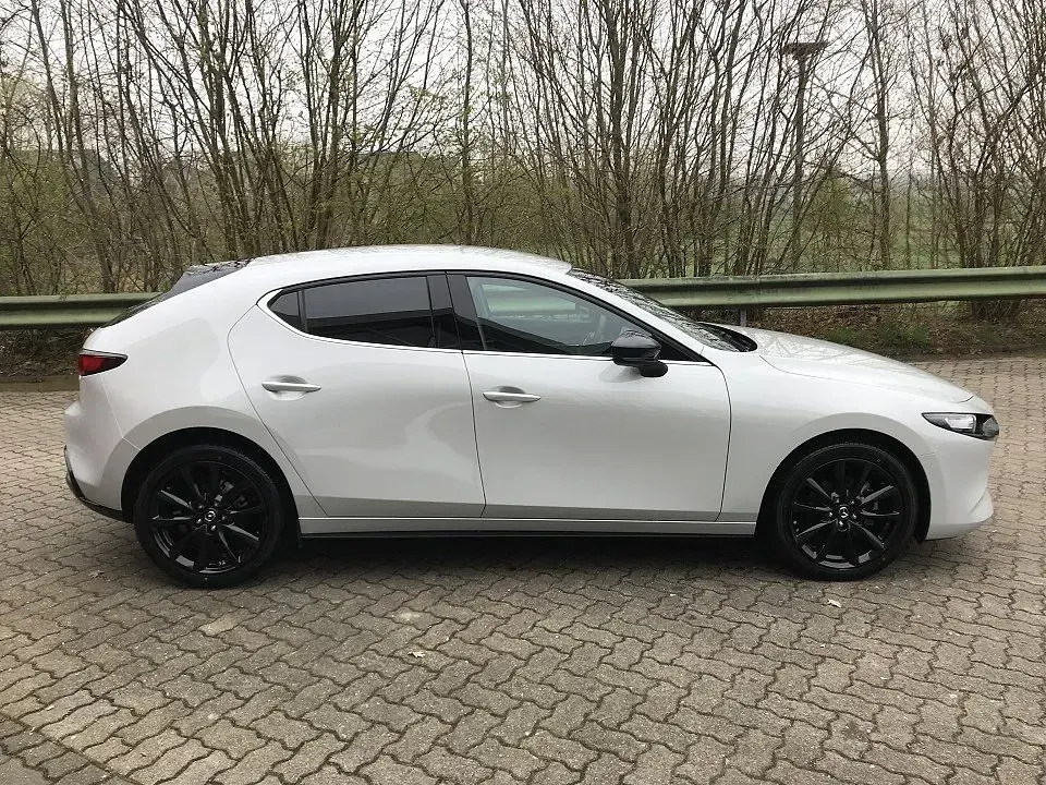 Neu Mazda 3 Homura-Line 140 PS (102 kW) 2025