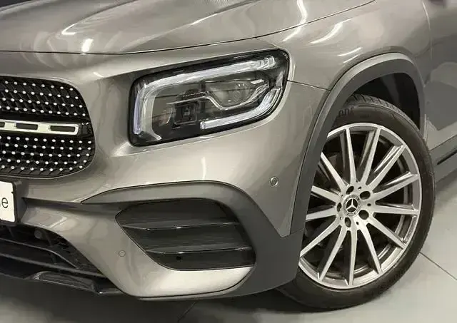 Gebraucht Mercedes GLB220 AMG 190 PS (139 kW) 2022 Mountaingrau metallic SUV