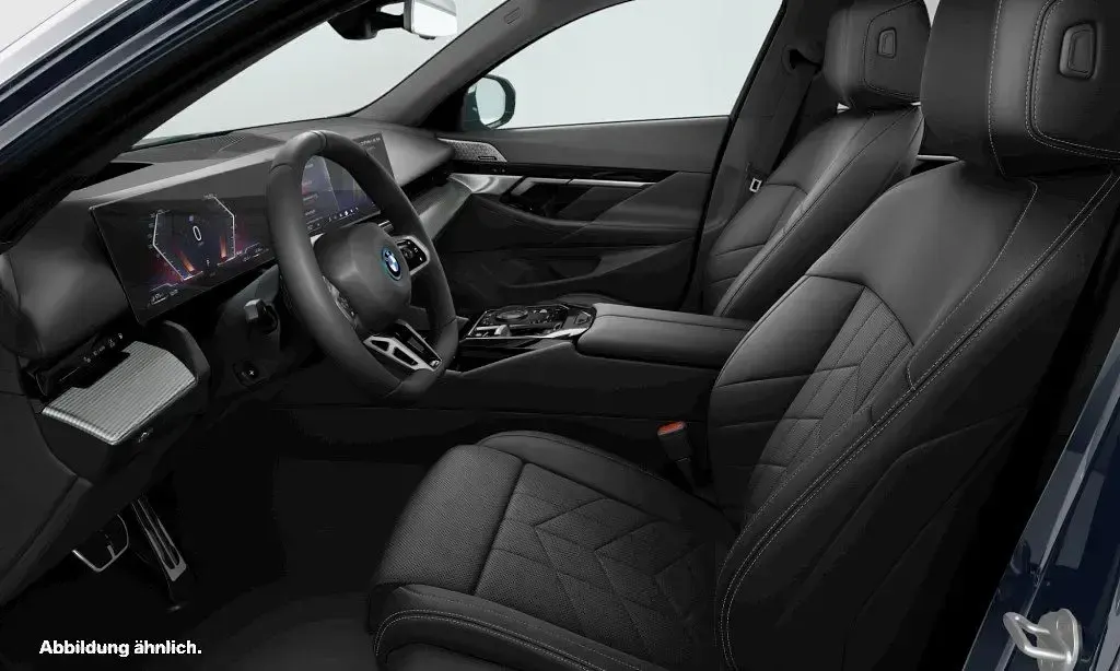 Neu BMW 530e M Sport 190 PS (139 kW) 2026 Schwarz Kombi