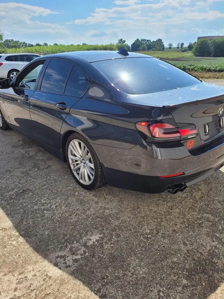 Gebraucht BMW 520 184 PS (135 kW) 2012 Limousine