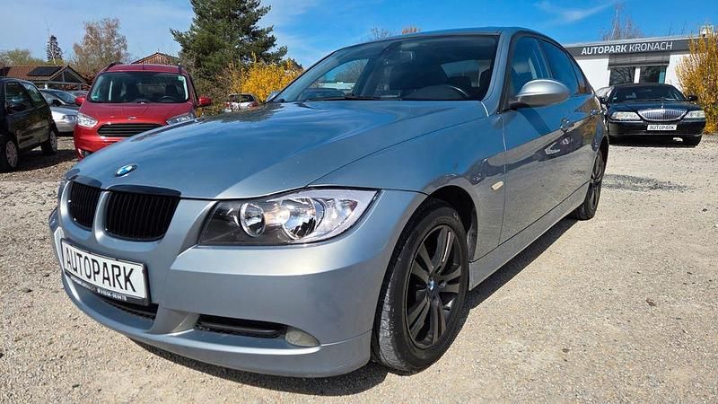 Gebraucht BMW 320 163 PS (119 kW) 2006 Grau Limousine