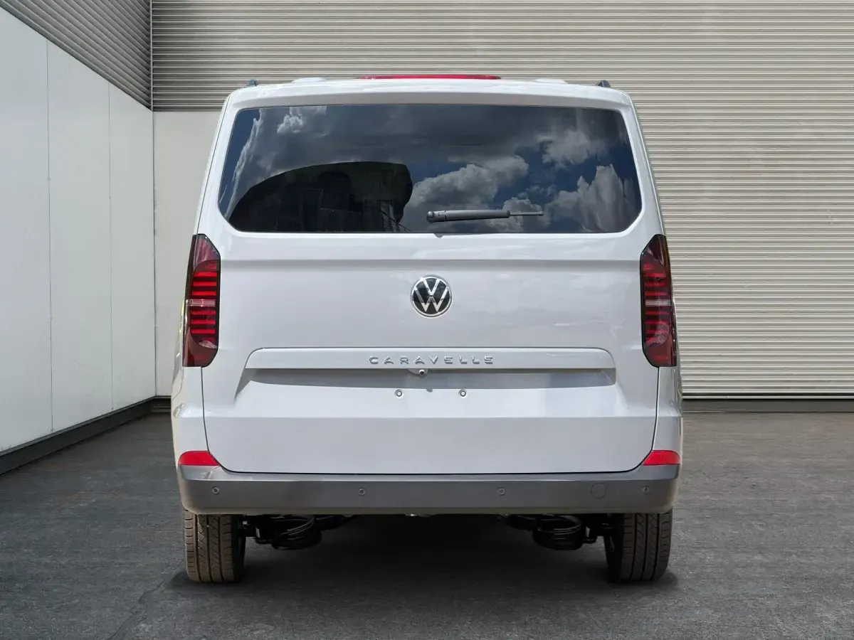 Neu VW T7 Basis 170 PS (125 kW) 2026 Van