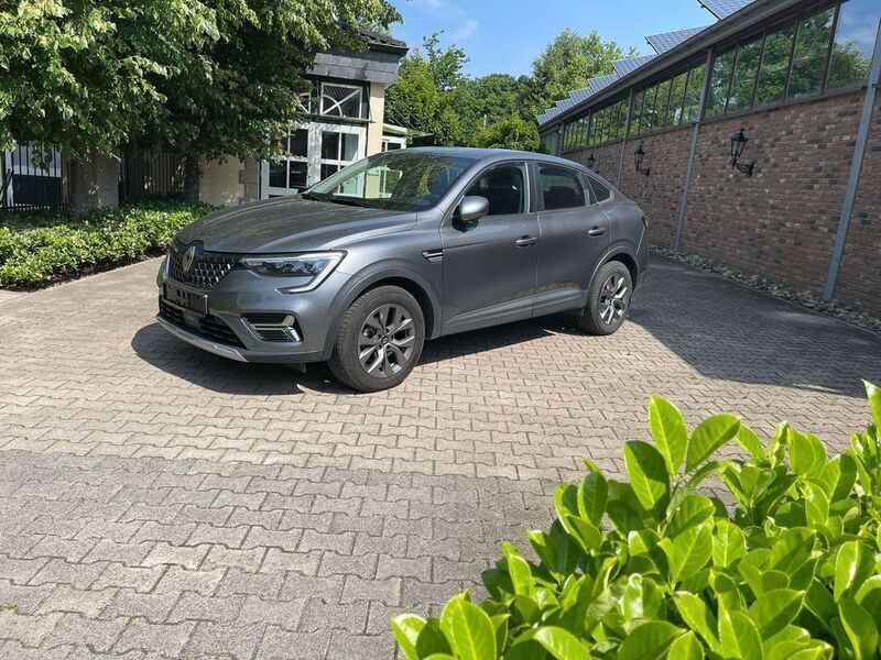 Gray m Gebraucht 2024 Renault Arkana Evolution SUV | 22.500 € (Guter Preis) - Bild 1/4