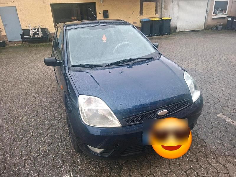 Gebraucht Ford Fiesta 60 PS (44 kW) 2003 Blau Kleinwagen