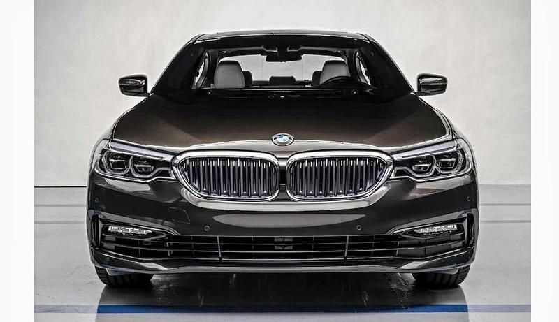 Andere farben Gebraucht 2018 BMW 540 Luxury Line Kombi | 26.900 € (Guter Preis) - Bild 1/4