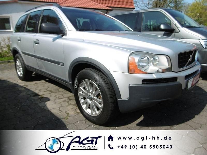 Second-hand Volvo XC90 Summum 272 CP (200 kW) 2004 Argintiu SUV