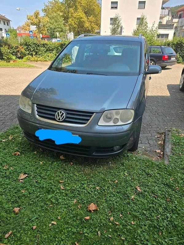Grau Gebraucht 2003 VW Touran Van / Kleinbus | 2.400 € (Fairer Preis) - Bild 1/4
