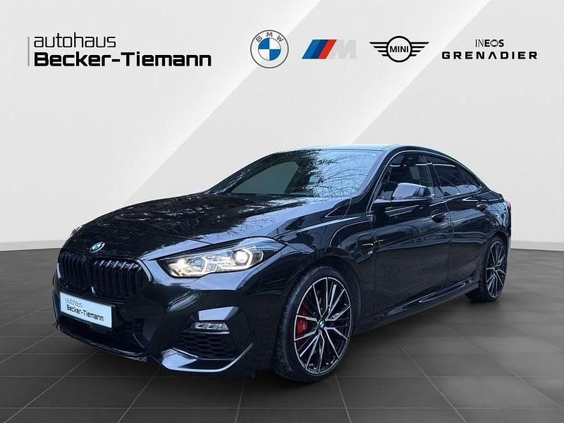 Saphirschwarz Gebraucht 2023 BMW 220 Performance Coupé | 33.912 € (Fairer Preis) - Bild 1/4