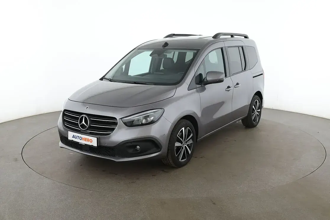 Gebraucht Mercedes T180 Progressive 116 PS (85 kW) 2022 Van / Kleinbus