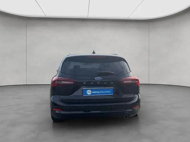 Używany Ford Focus Titanium 125 KM (91 kW) 2022 Czarny Kombi