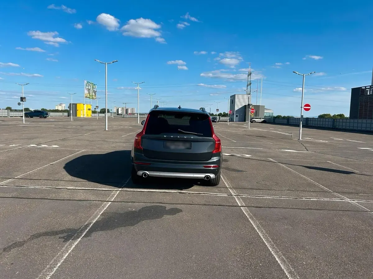 Gebraucht Volvo XC90 235 PS (172 kW) 2018 Grau SUV
