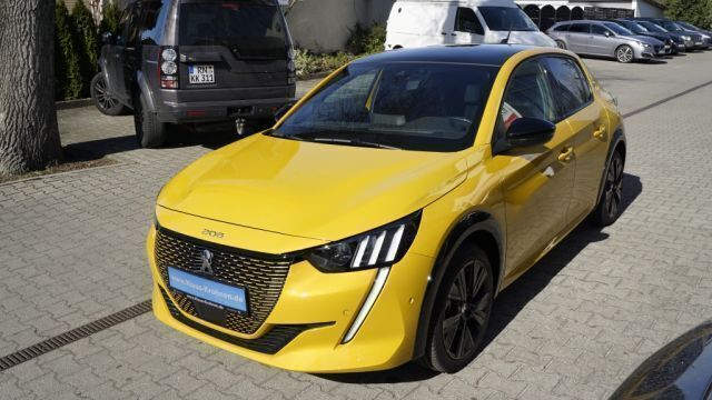 Klt lack gelb faro (metallic) Gebraucht 2023 Peugeot e-208 GT Kleinwagen | 22.450 € (Etwas zu teuer) - Bild 1/4