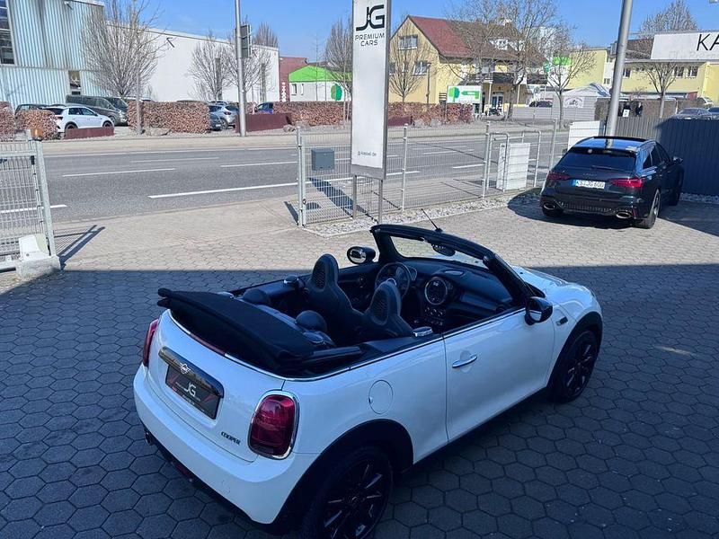 Gebraucht Mini Cooper Cabriolet 136 PS (100 kW) 2021 Weiß Cabrio