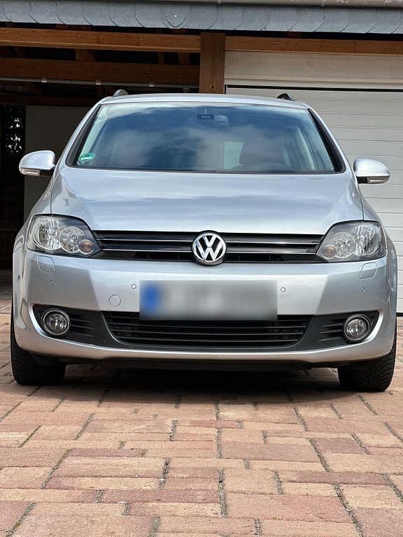 Silber Gebraucht 2011 VW Golf Plus Team Van / Kleinbus | 9.250 € (Fairer Preis) - Bild 1/4