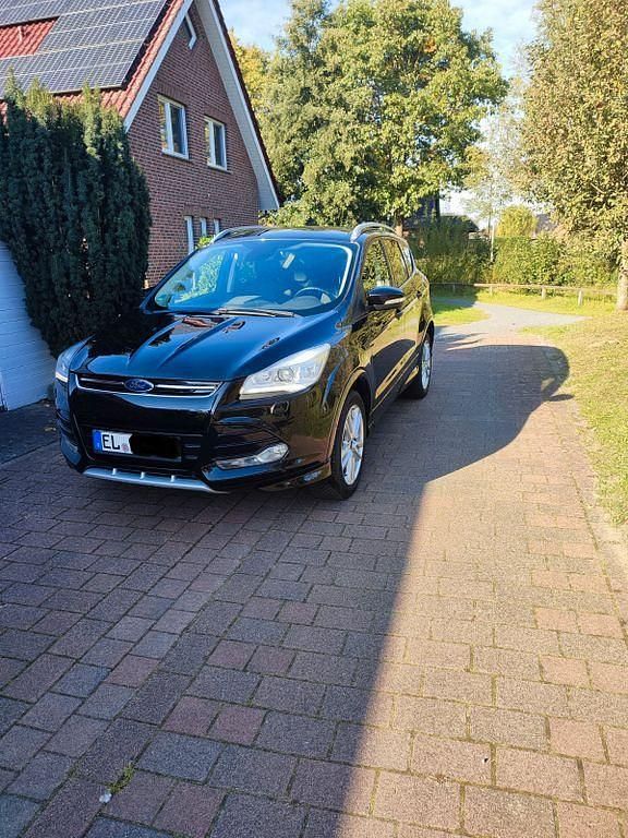 Schwarz Gebraucht 2016 Ford Kuga Individual SUV | 9.400 € (Guter Preis) - Bild 1/4