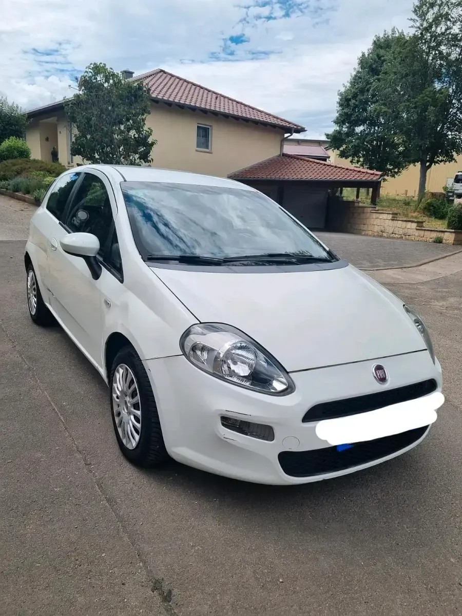 Gebraucht Fiat Punto Evo 70 PS (51 kW) 2014 Weiß Kleinwagen