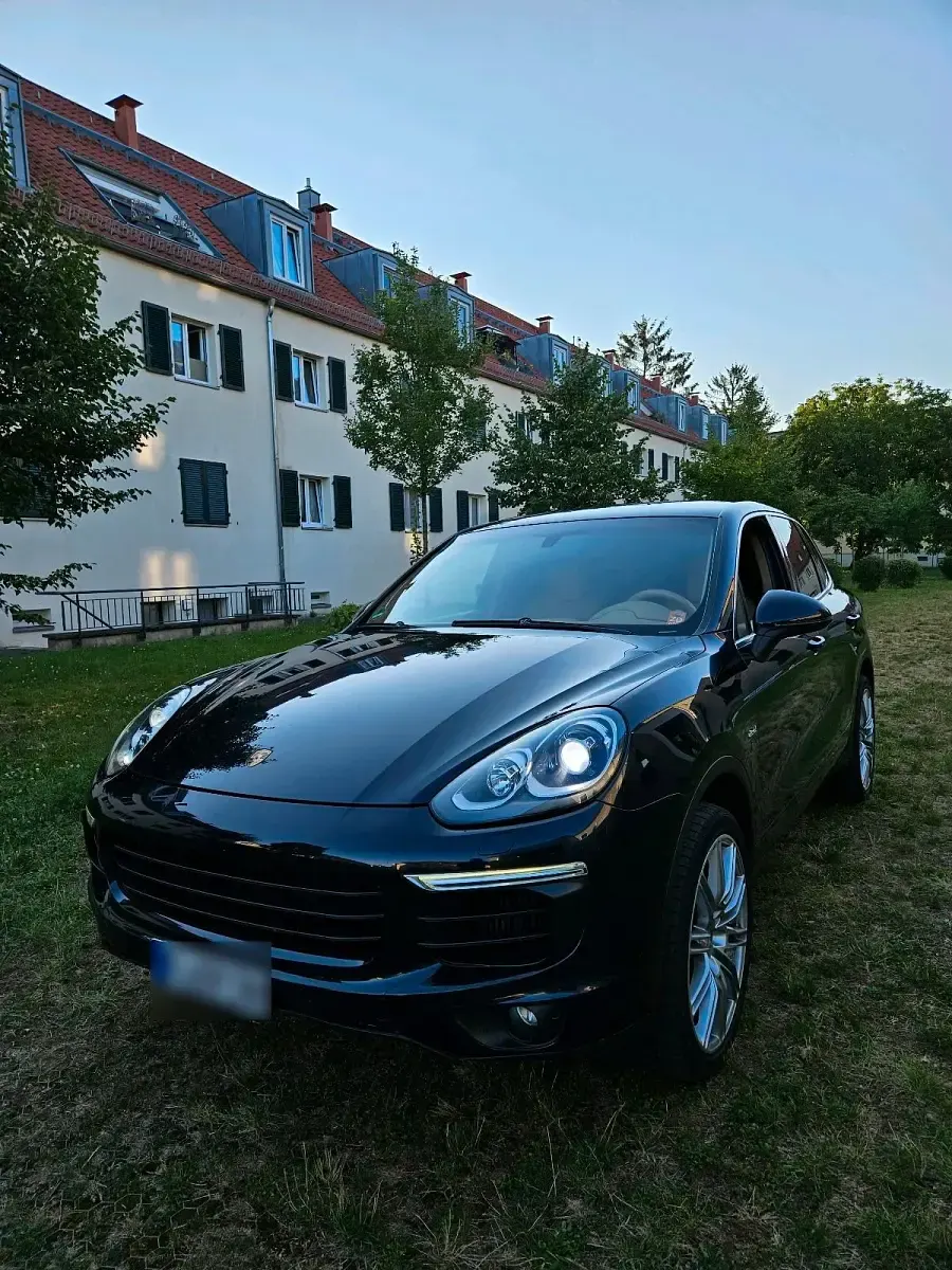 Gebraucht Porsche Cayenne 262 PS (192 kW) 2016 Blau SUV