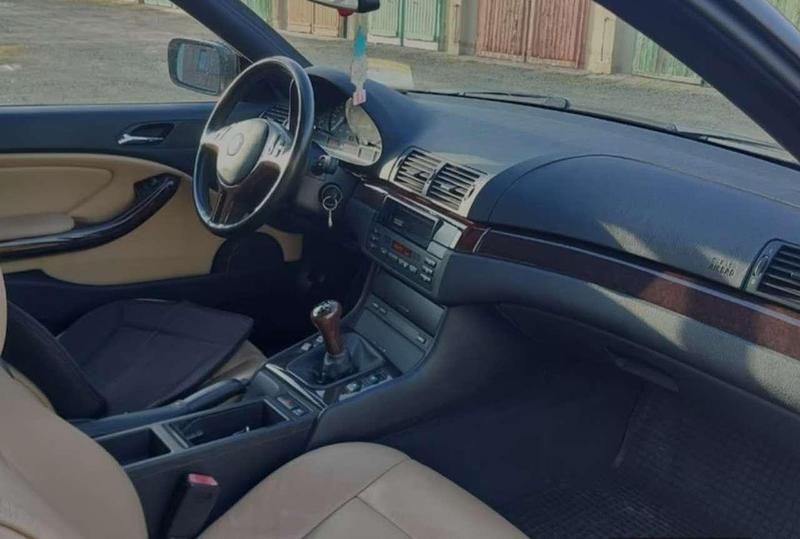 Gebraucht BMW 318 143 PS (105 kW) 2002 Schwarz Coupé