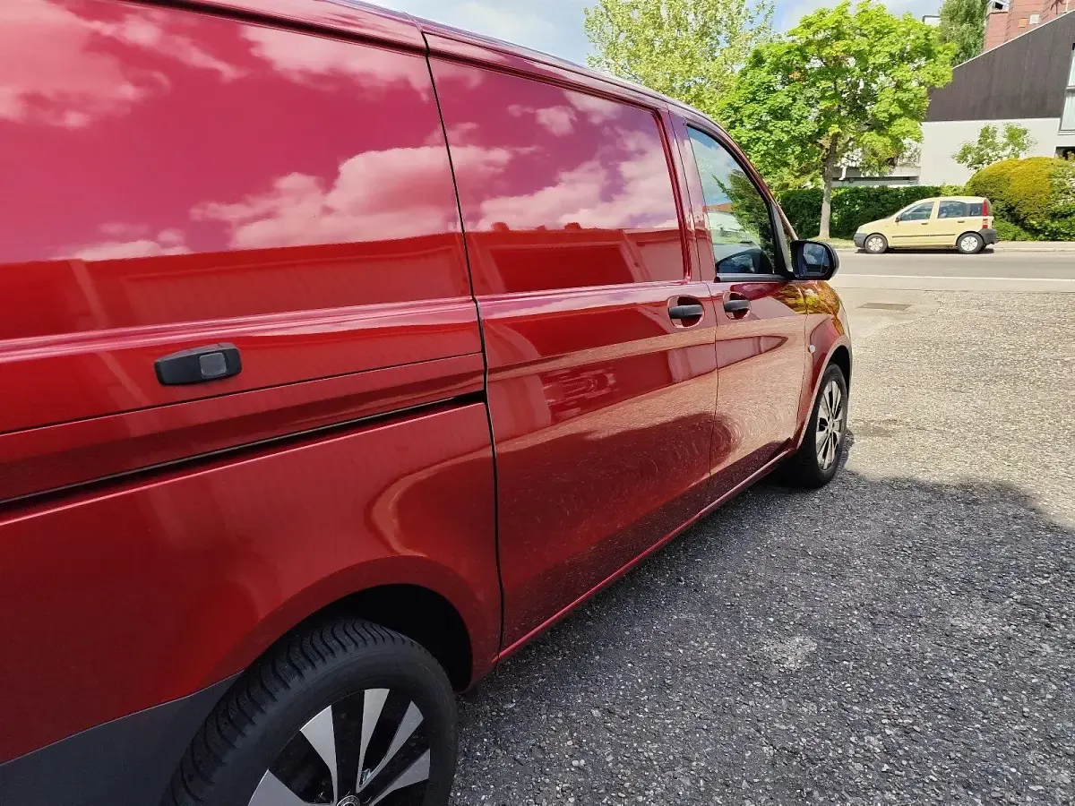 Gebraucht Mercedes Vito 163 PS (119 kW) 2023 Andere farben Van