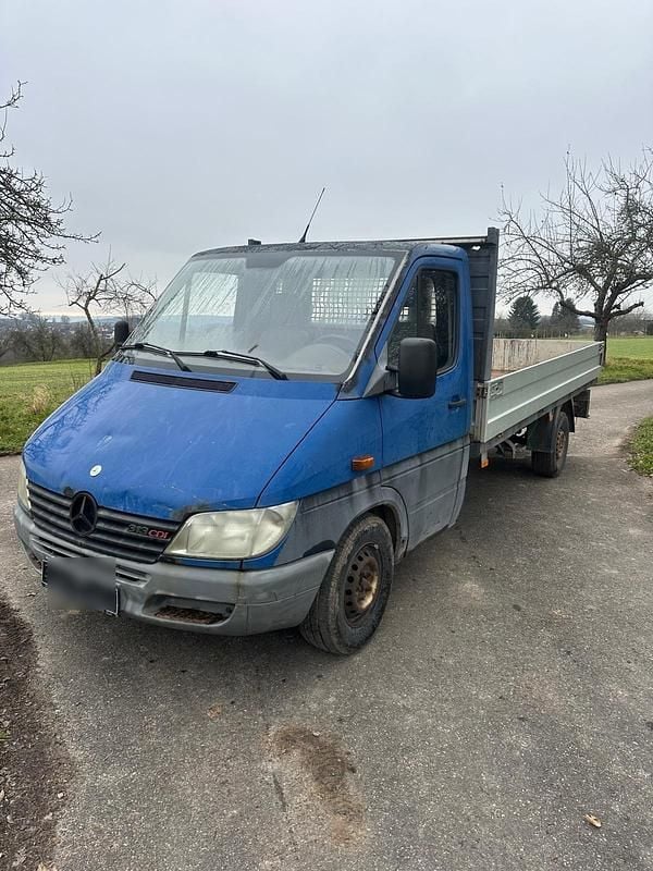 Blau Gebraucht 2004 Mercedes Sprinter Van | 2.500 € - Bild 1/4