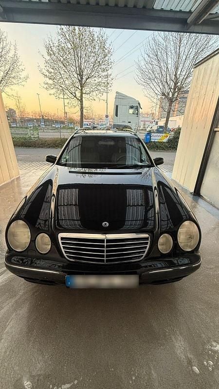 Gebraucht Mercedes 280 231 PS (169 kW) 2002 Schwarz Kombi