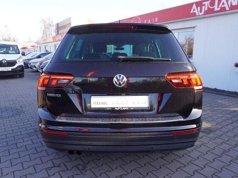 Gebraucht VW Tiguan IQ Drive 150 PS (110 kW) 2020 Schwarz SUV