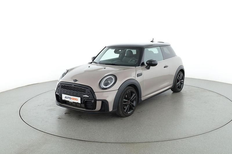 Grau Gebraucht 2021 Mini John Cooper Works Kleinwagen | 22.820 € - Bild 1/3
